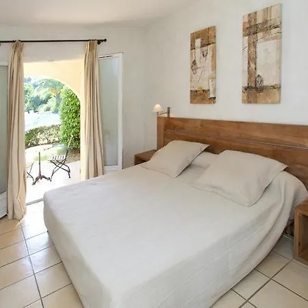 Hotel La Garbine 4*