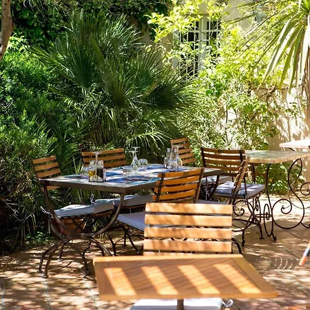 Hotel La Garbine 4*