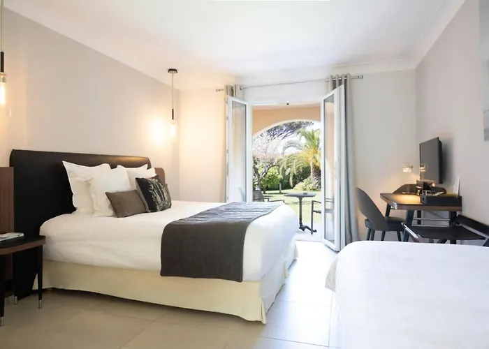 La Garbine Hotel 4*