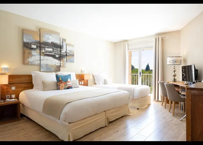 La Garbine Hotel 4*
