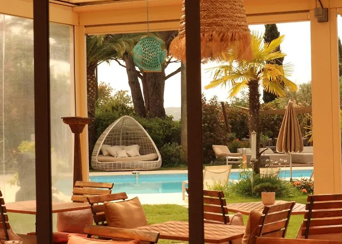 Hotel La Garbine 4*